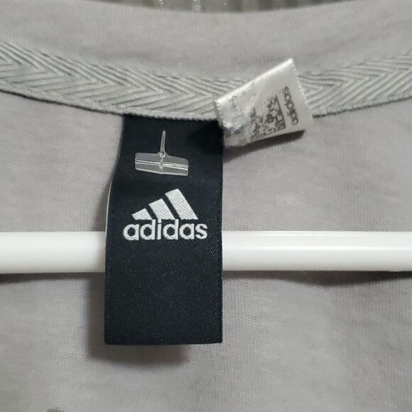 Adidas top women’s size medium grey shirt Adidas logo thin fabric game d… - Picture 8 of 13